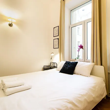 Kopernika Srodmiescie By Bookinghost Appartement