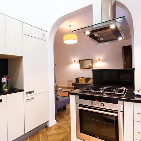 Daire Kopernika Srodmiescie By Bookinghost