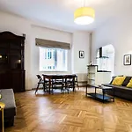 Kopernika Srodmiescie By Bookinghost Apartment