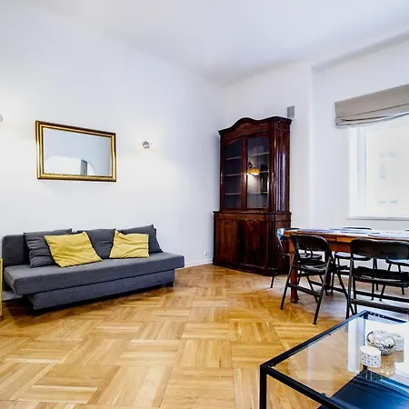 Kopernika Srodmiescie By Bookinghost Appartamento Varsavia